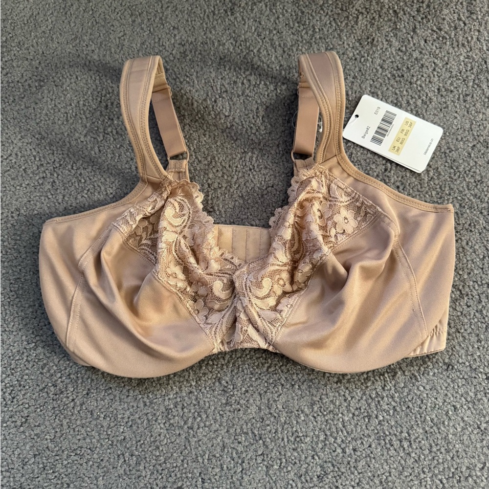 Meleneca Elegant Lace Women's Bra in Tan